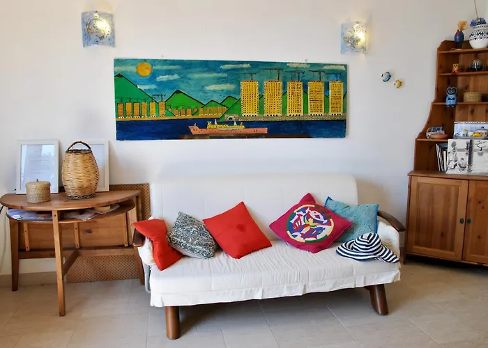 Casa Simon Tra Mare E Natura 度假居 *